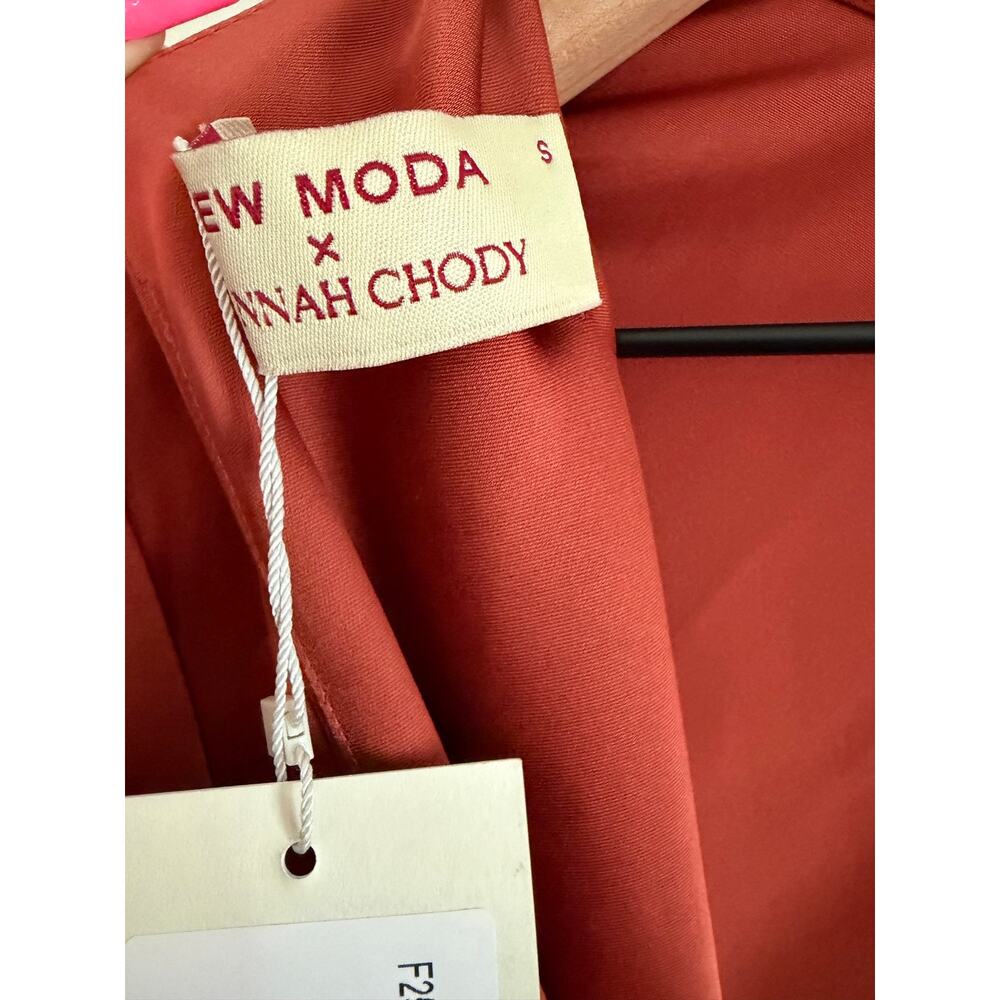 New $247 few moda Hannah Chody taylor burnt orange satin dress sz small - Picture 8 of 9